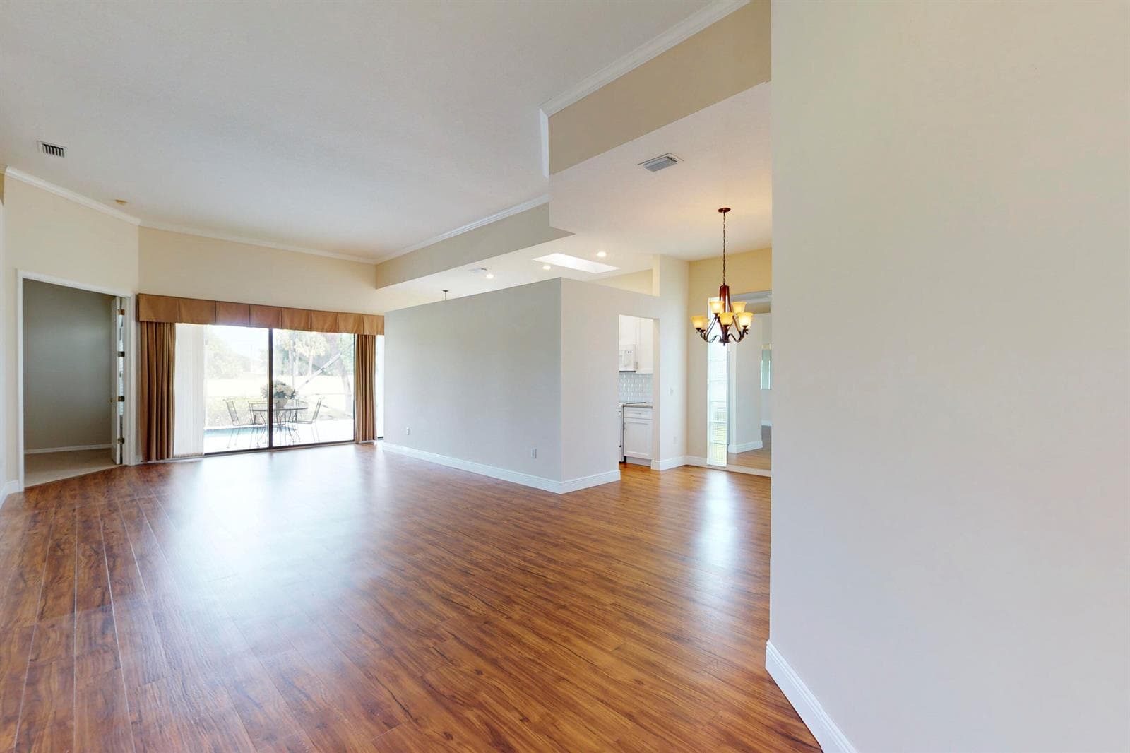 433 SW JEFFERSON Circle, Port St. Lucie, FL 34986 photo 6