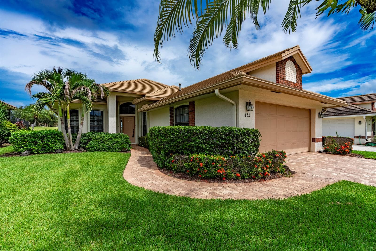 433 SW JEFFERSON Circle, Port St. Lucie, FL 34986 photo 3