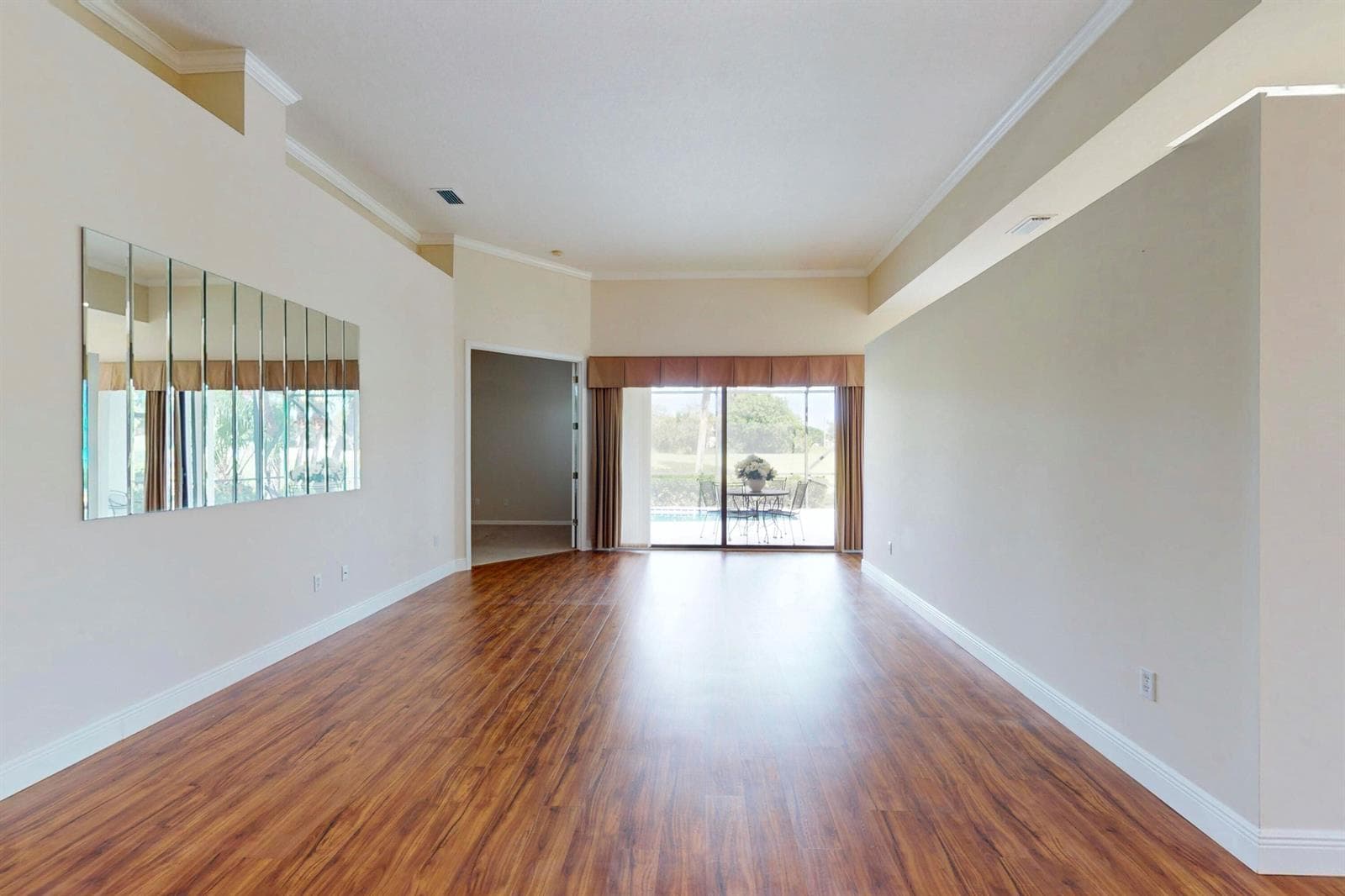 433 SW JEFFERSON Circle, Port St. Lucie, FL 34986 photo 5