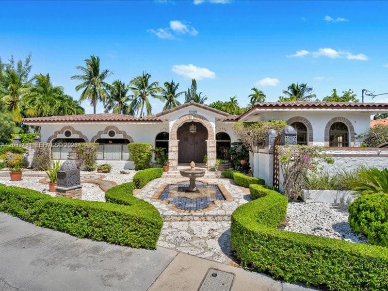 1150 N Biscayne Point Rd, Miami Beach, FL 33141 photo 7
