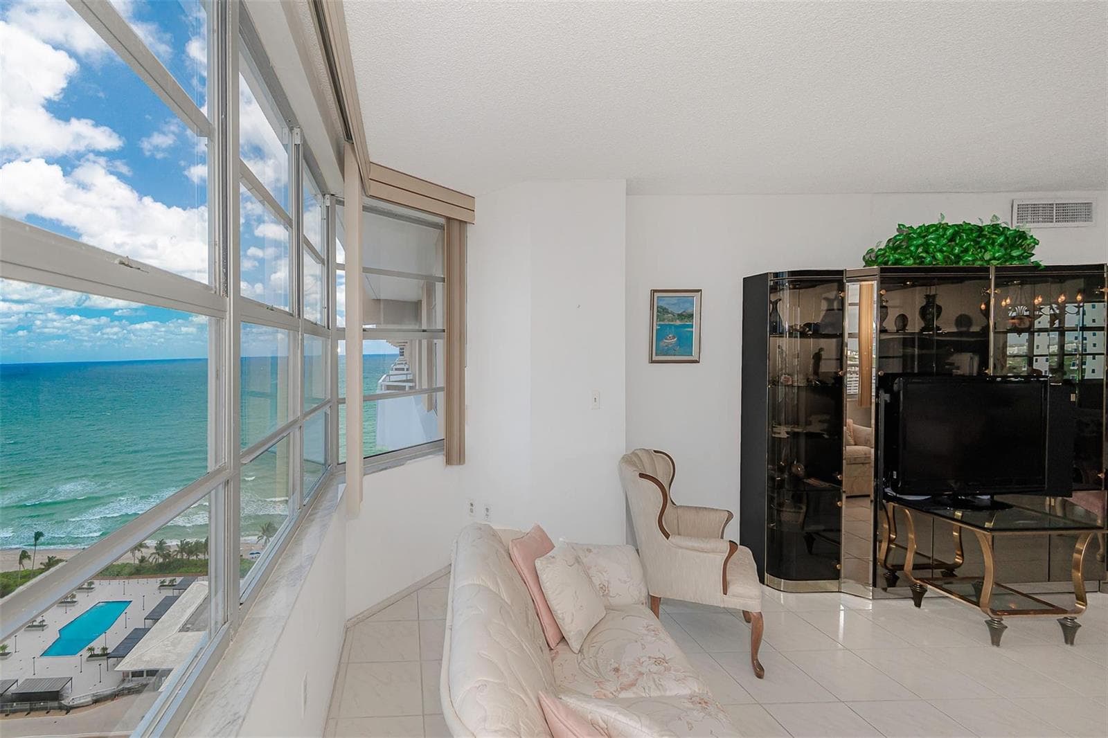 1980 S OCEAN Drive # 22P, Hallandale Beach, FL 33009 photo 3