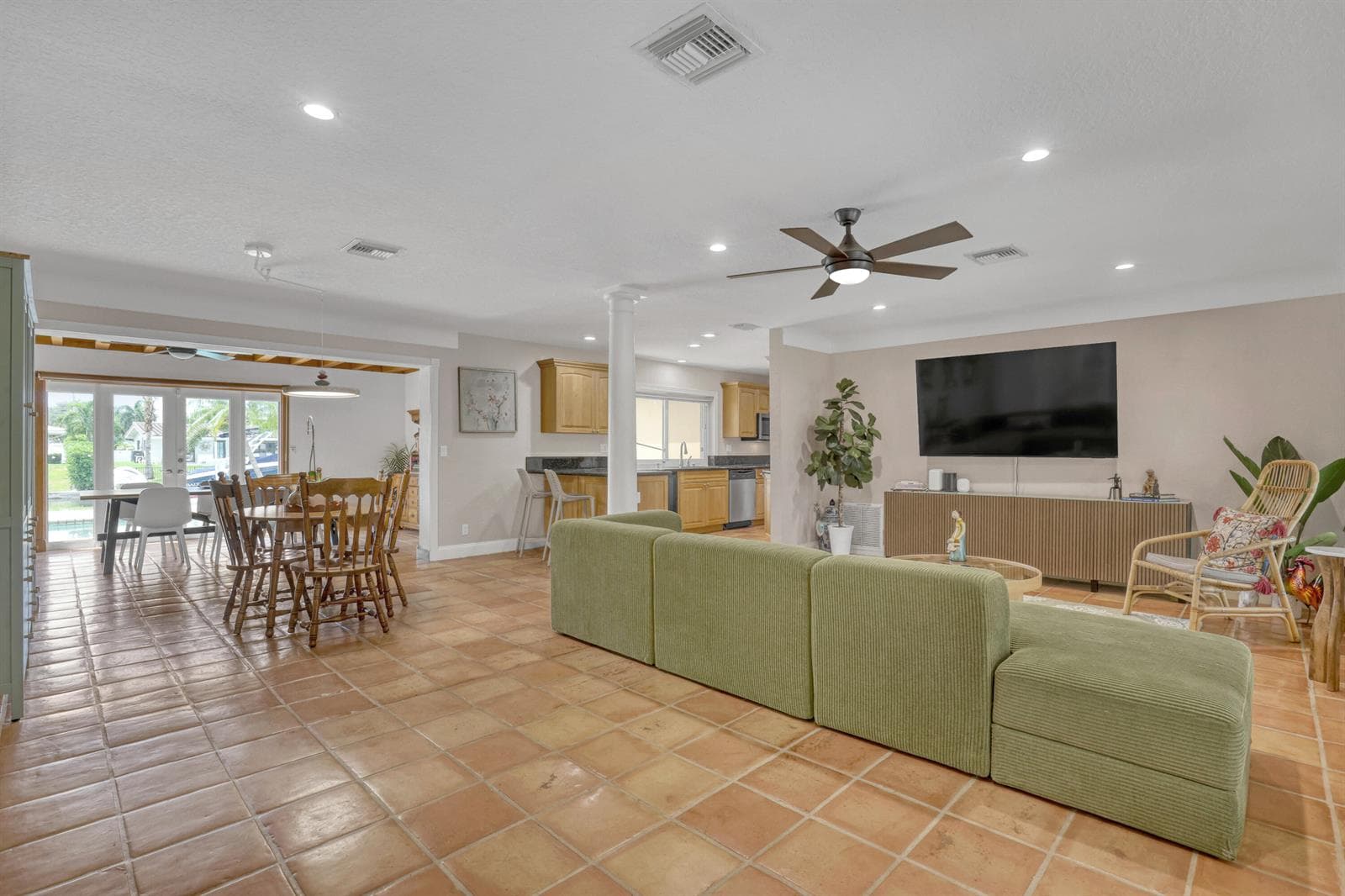 2100 NE 30th Street, Lighthouse Point, FL 33064 photo 8