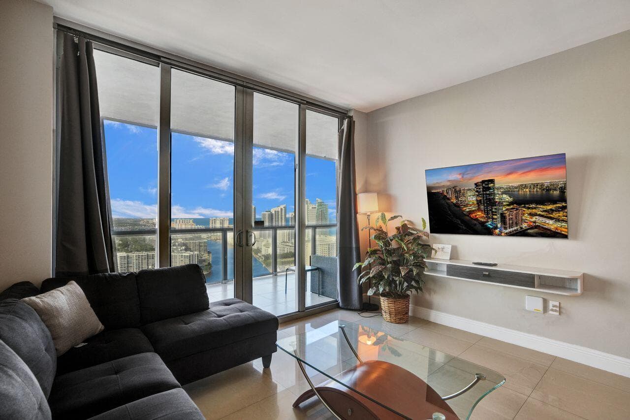 2600 E HALLANDALE BEACH Boulevard # T3210, Hallandale Beach, FL 33009 photo 6