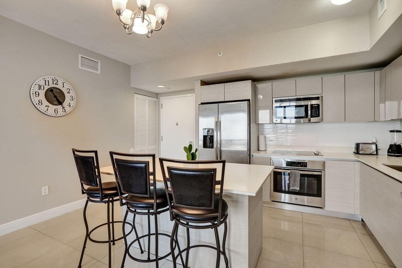 2600 E HALLANDALE BEACH Boulevard # T3210, Hallandale Beach, FL 33009 photo 9