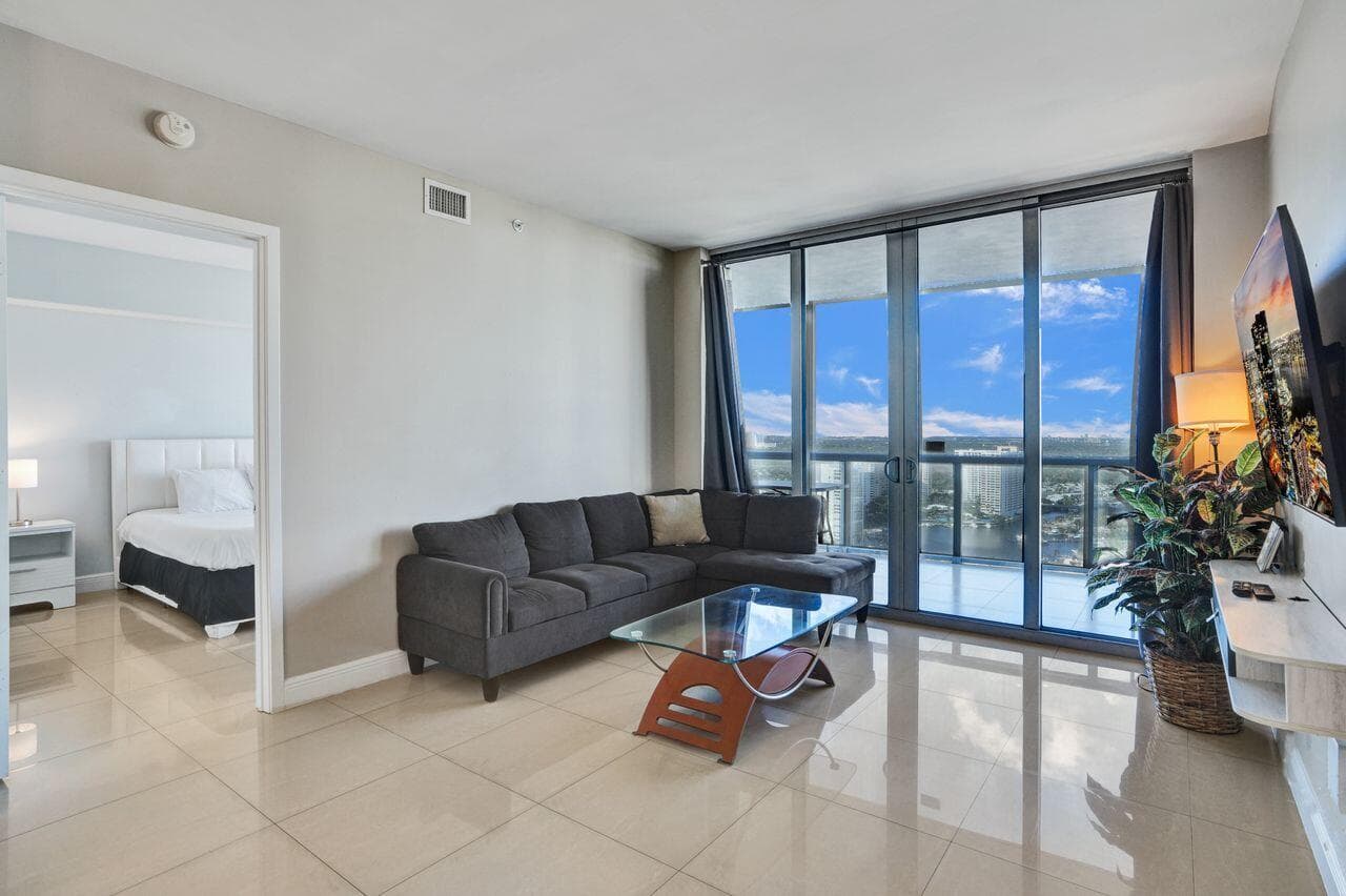 2600 E HALLANDALE BEACH Boulevard # T3210, Hallandale Beach, FL 33009 photo 10
