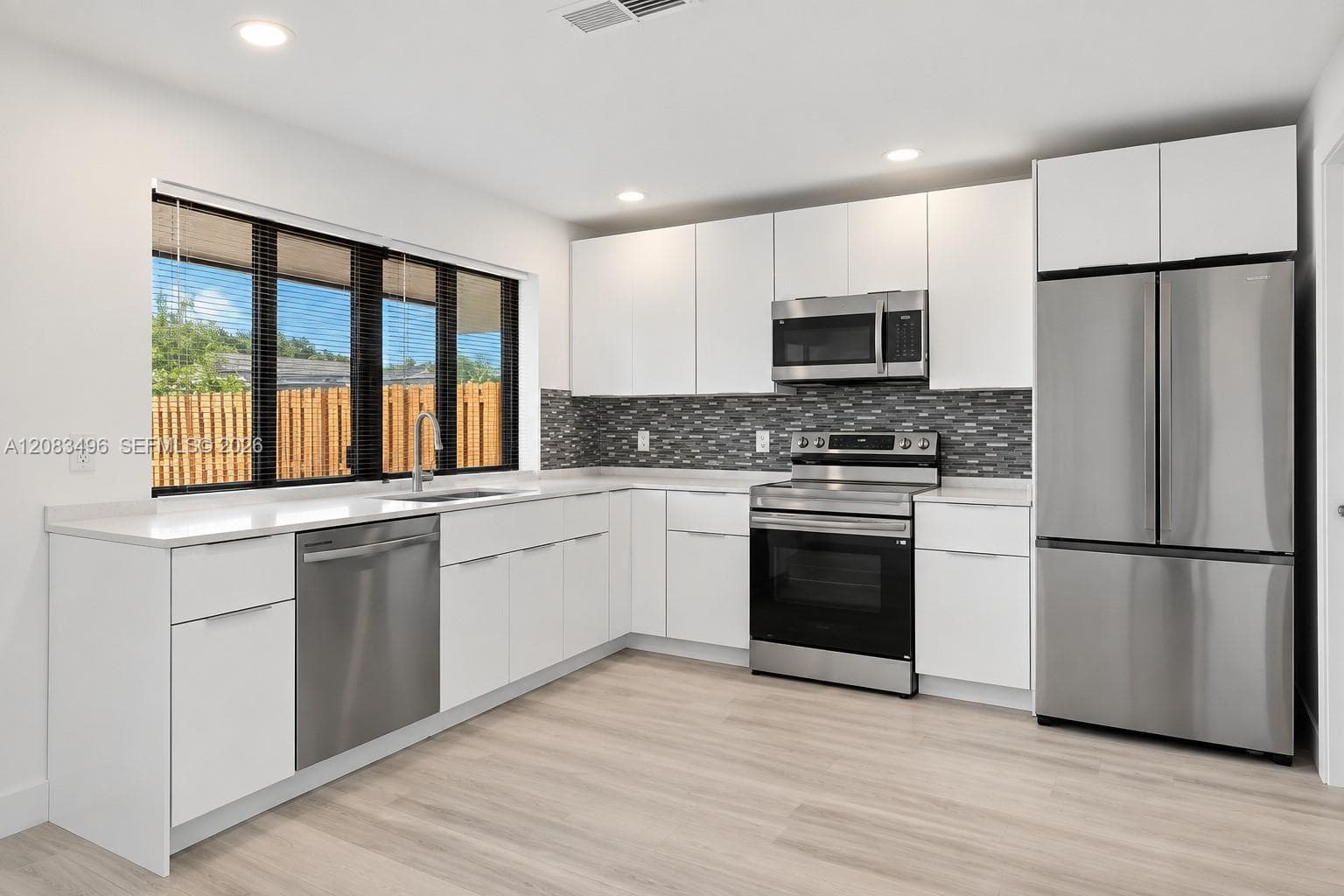 10171 NW 24th St, Sunrise, FL 33322 photo 10