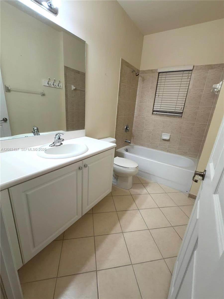140 NE 28th Ter, Homestead, FL 33033 photo 12