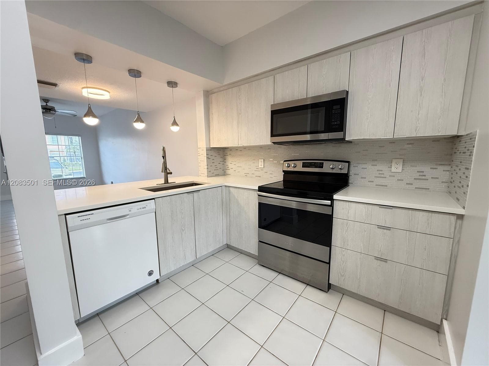 16736 Hemingway Dr # 16736, Weston, FL 33326 photo 3