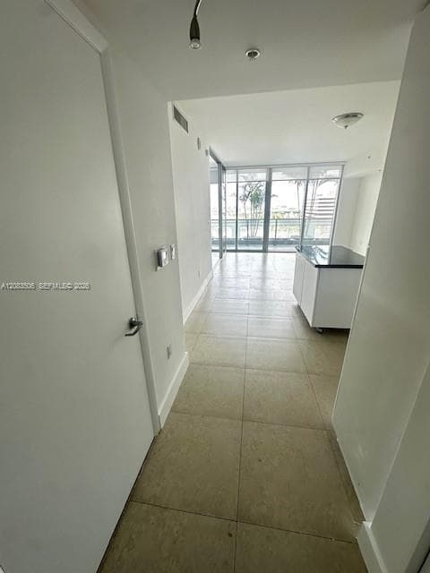 92 SW 3rd St # 1107, Miami, FL 33130 photo 3