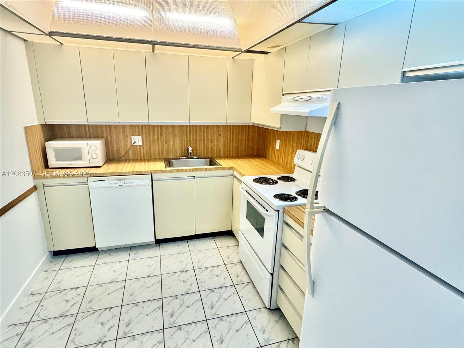 2500 Parkview Dr # 1109, Hallandale Beach, FL 33009 photo 4