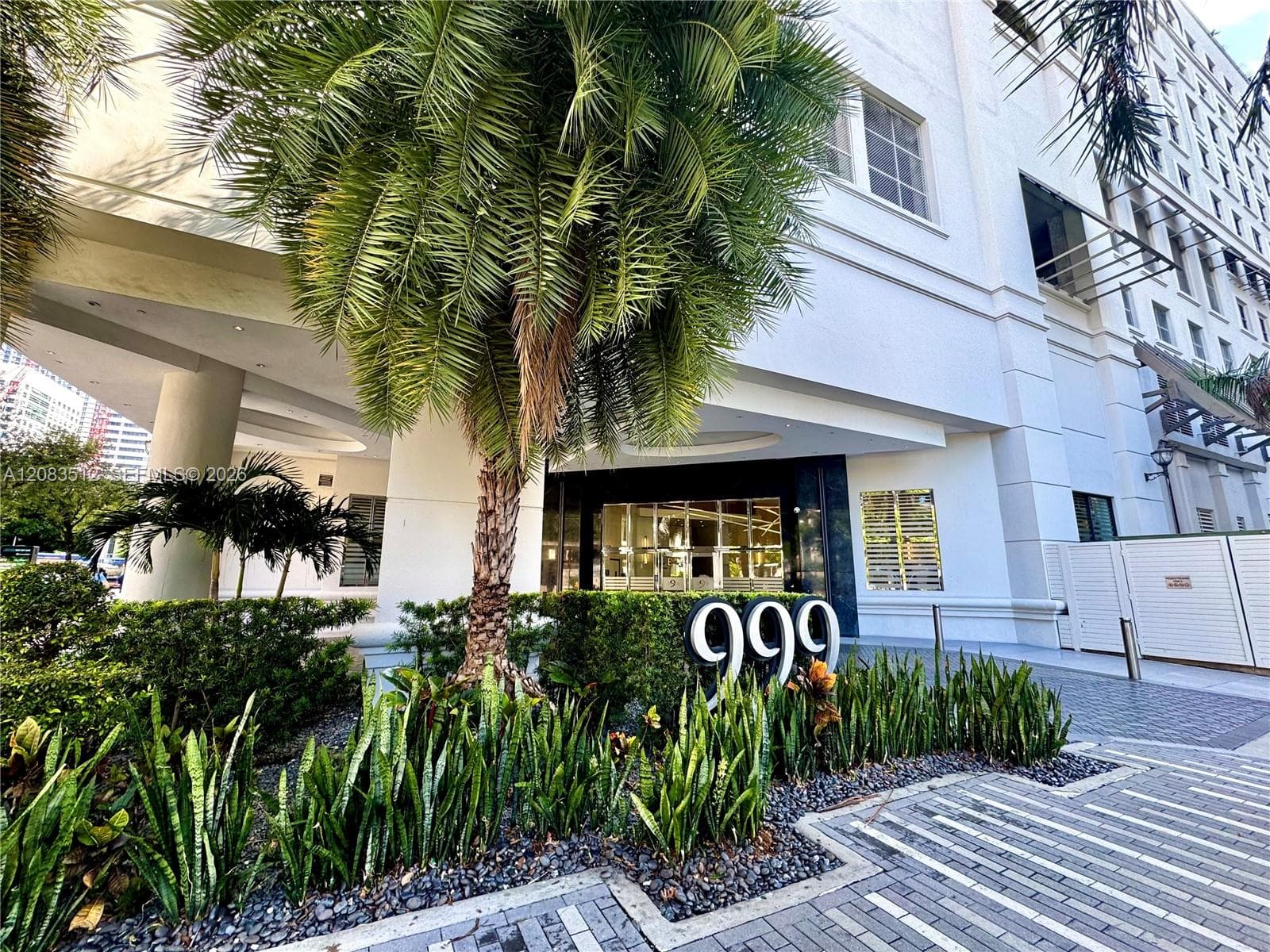 999 SW 1st Ave # 2303, Miami, FL 33130 photo 3