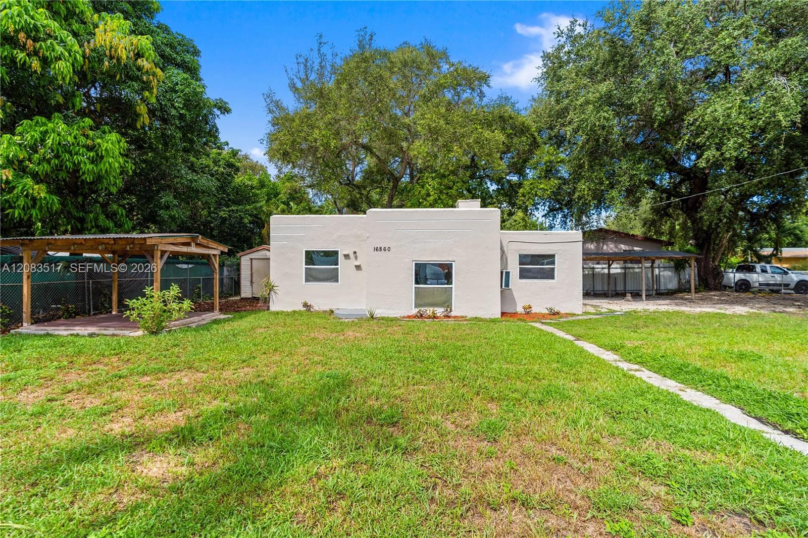16860 NE 3rd Ct, North Miami Beach, FL 33162