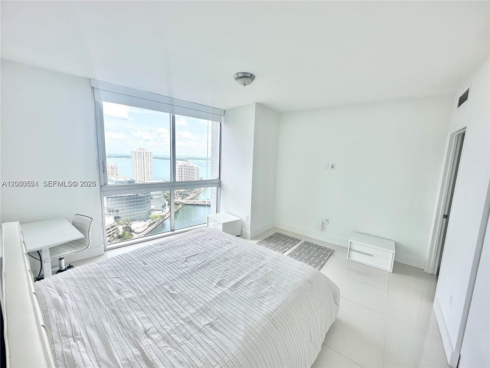 495 Brickell Ave # 2702, Miami, FL 33131 photo 5