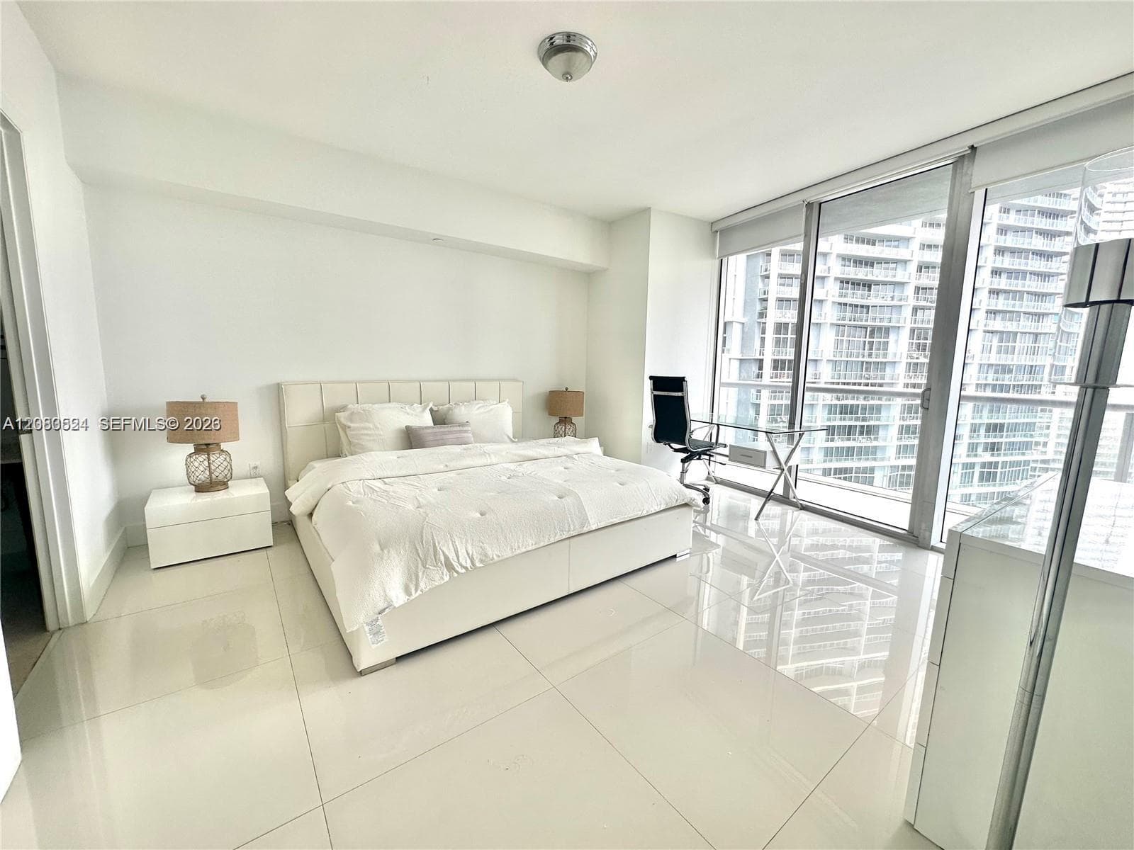 495 Brickell Ave # 2702, Miami, FL 33131 photo 4
