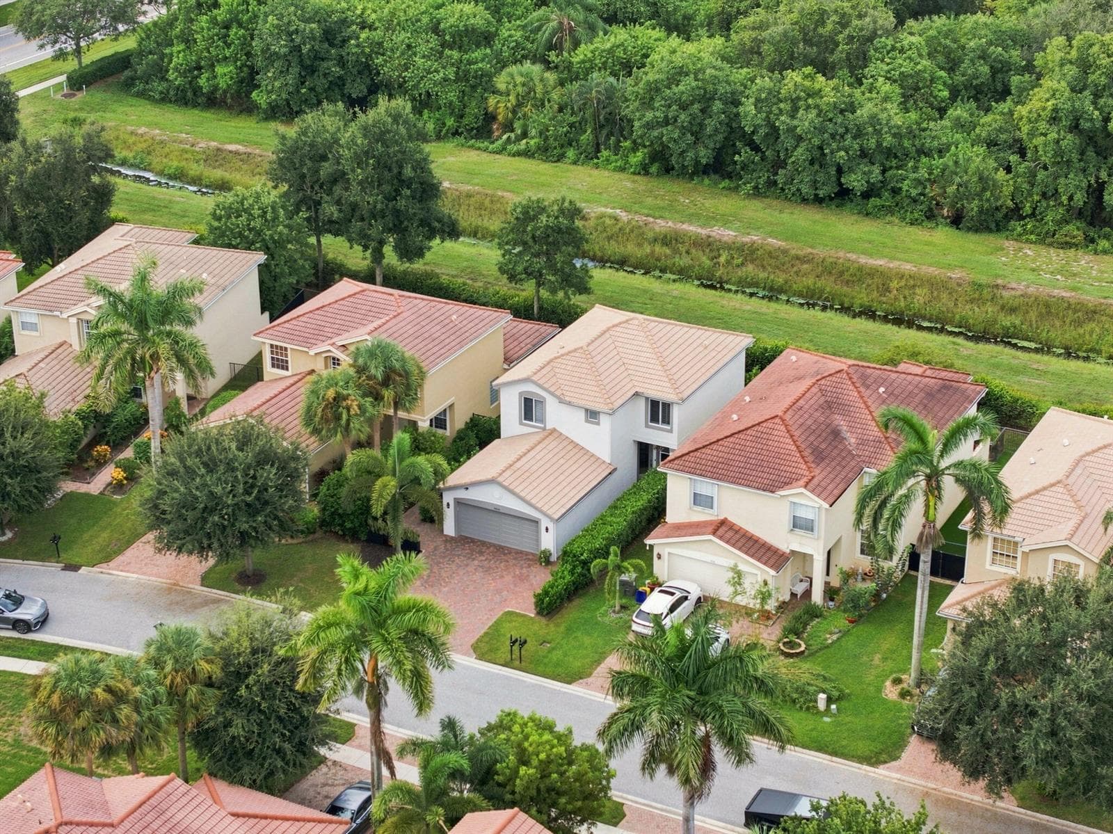 7830 JEWELWOOD Drive, Boynton Beach, FL 33437 photo 2