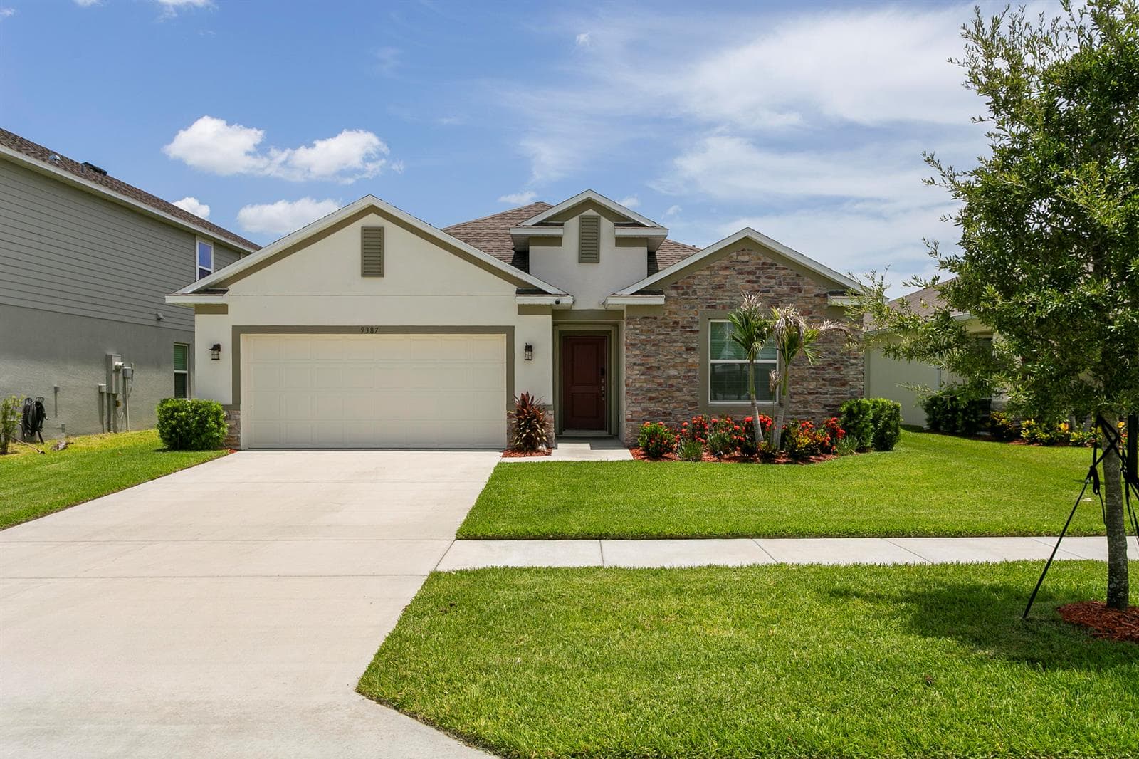 9387 SW SERAPIS Way SW # 9387, Port St. Lucie, FL 34987 photo 2
