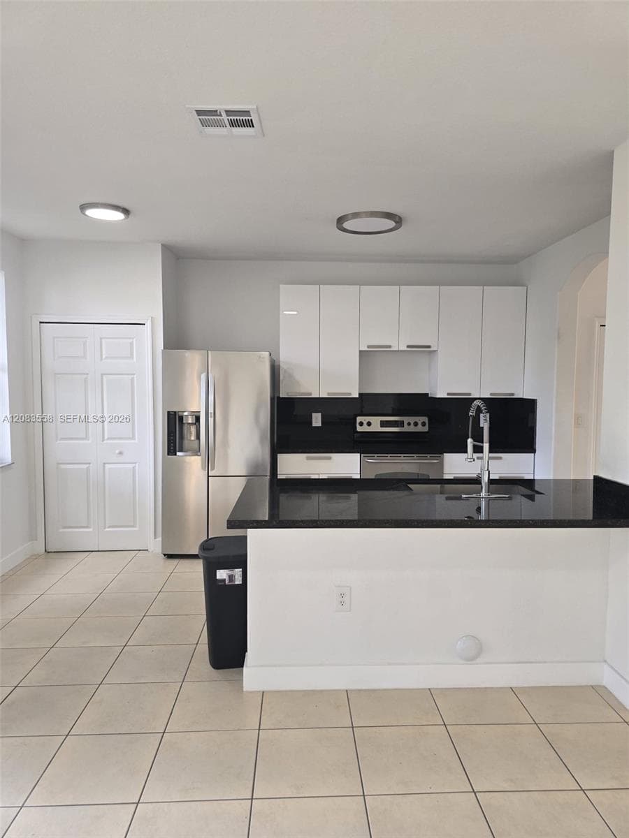 10824 SW 240th Ln, Homestead, FL 33032 photo 3