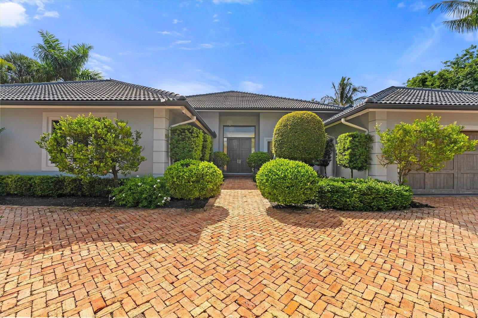 2440 Golf Brook Drive, Wellington, FL 33414 photo 3