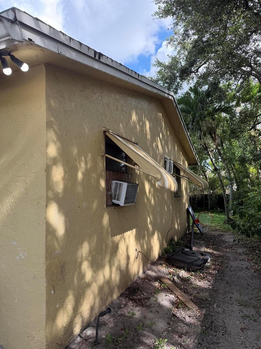 2605 NW 14TH Street, Fort Lauderdale, FL 33311 photo 11
