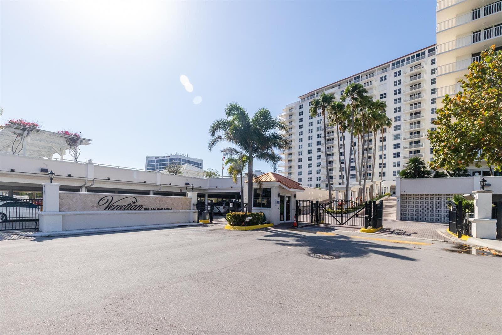 1 LAS OLAS Circle # 1105, Fort Lauderdale, FL 33316 photo 4
