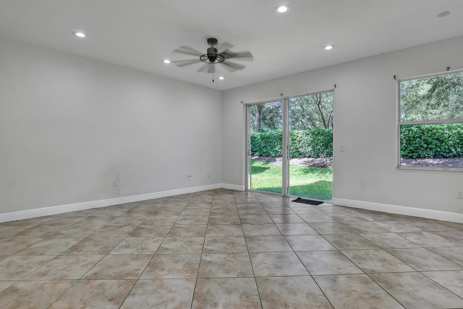 10585 COCOBOLO Way, Boynton Beach, FL 33437 photo 10
