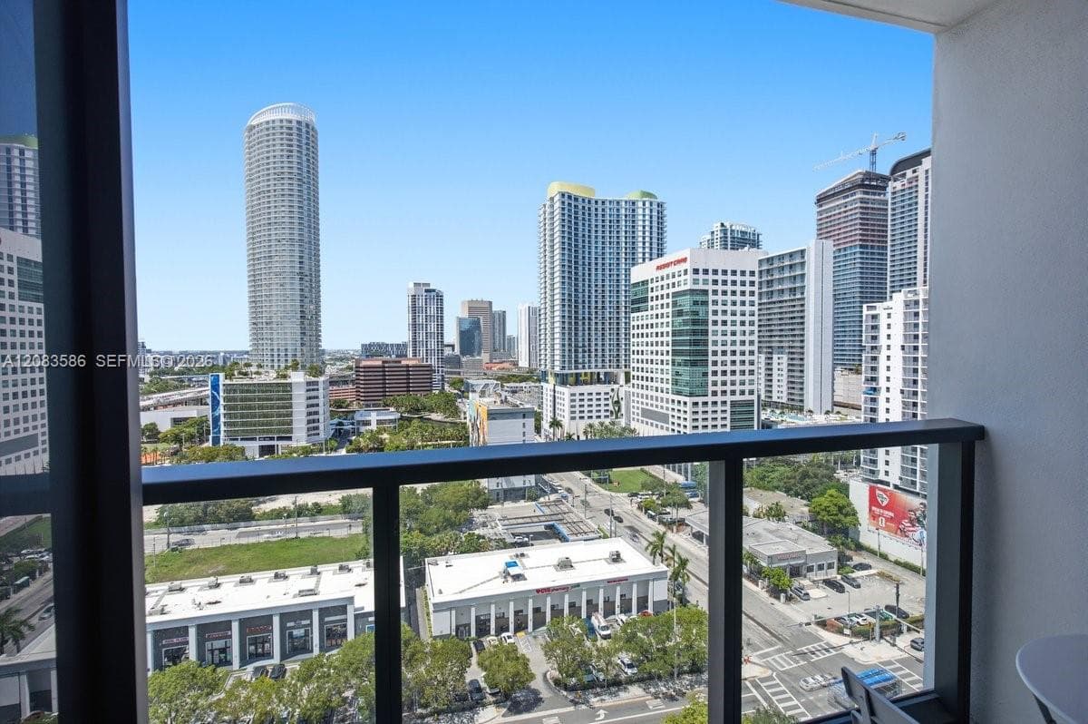 239 SW 9TH # 1704, Miami, FL 33130 photo 5
