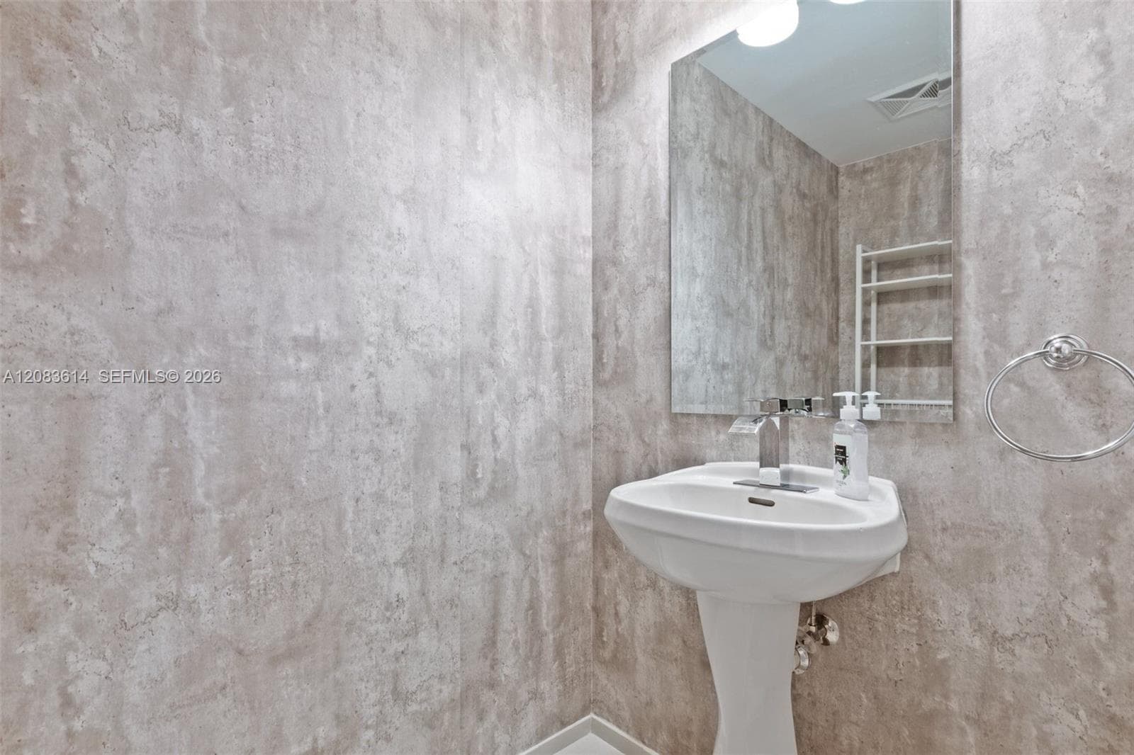 60 SW 13th St # 3800, Miami, FL 33130 photo 12