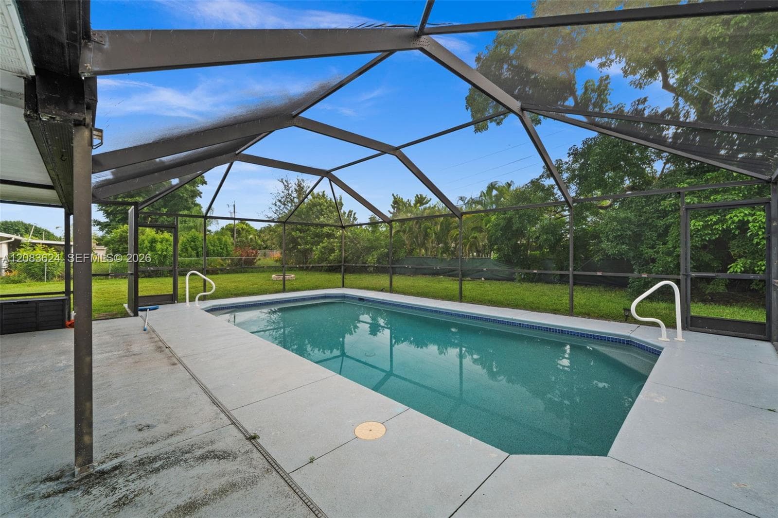 5212 Santa Rosa CT, Cape Coral, FL 33904 photo 3