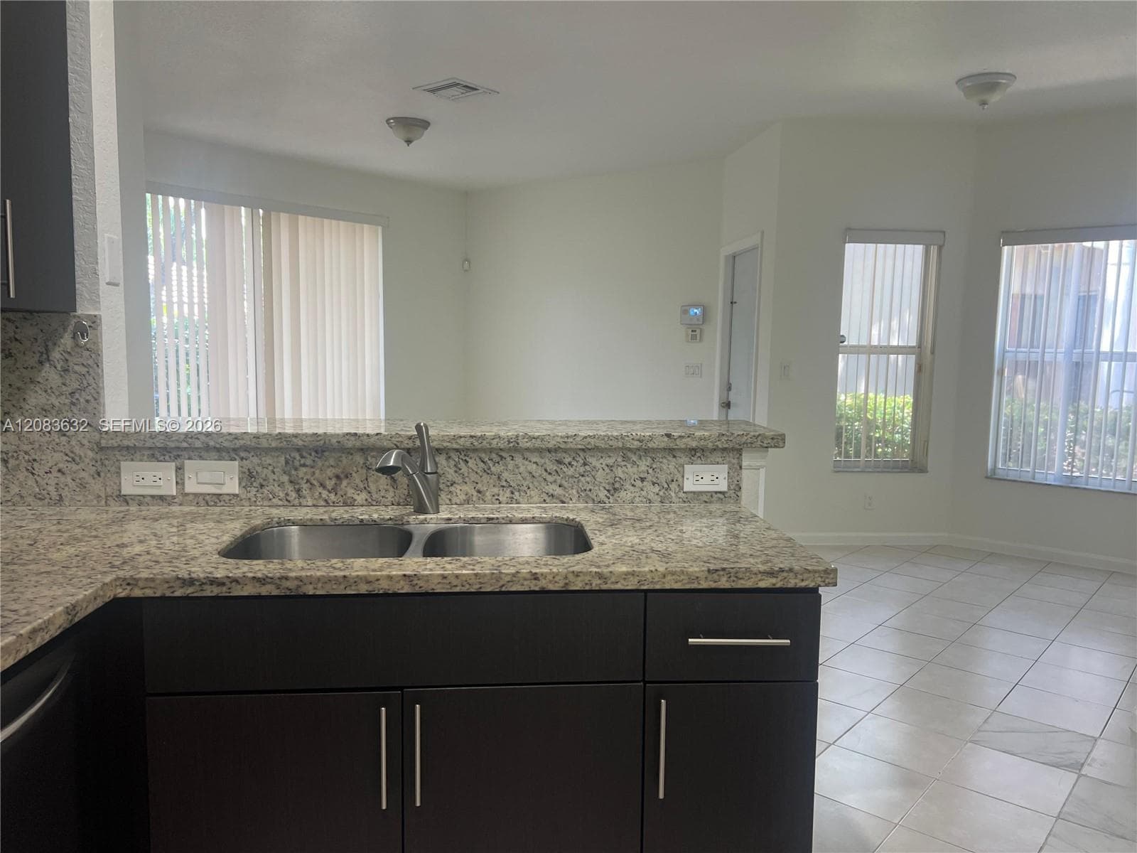 9040 NW 54th St # 9040, Sunrise, FL 33351 photo 4