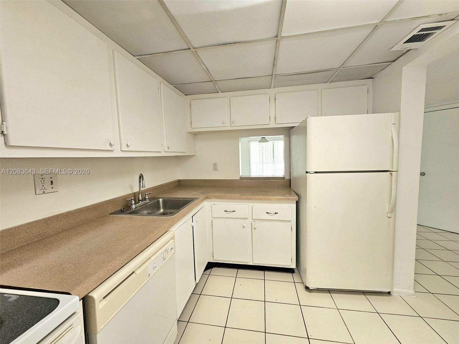 8001 Fairview Dr # 206, Tamarac, FL 33321 photo 5