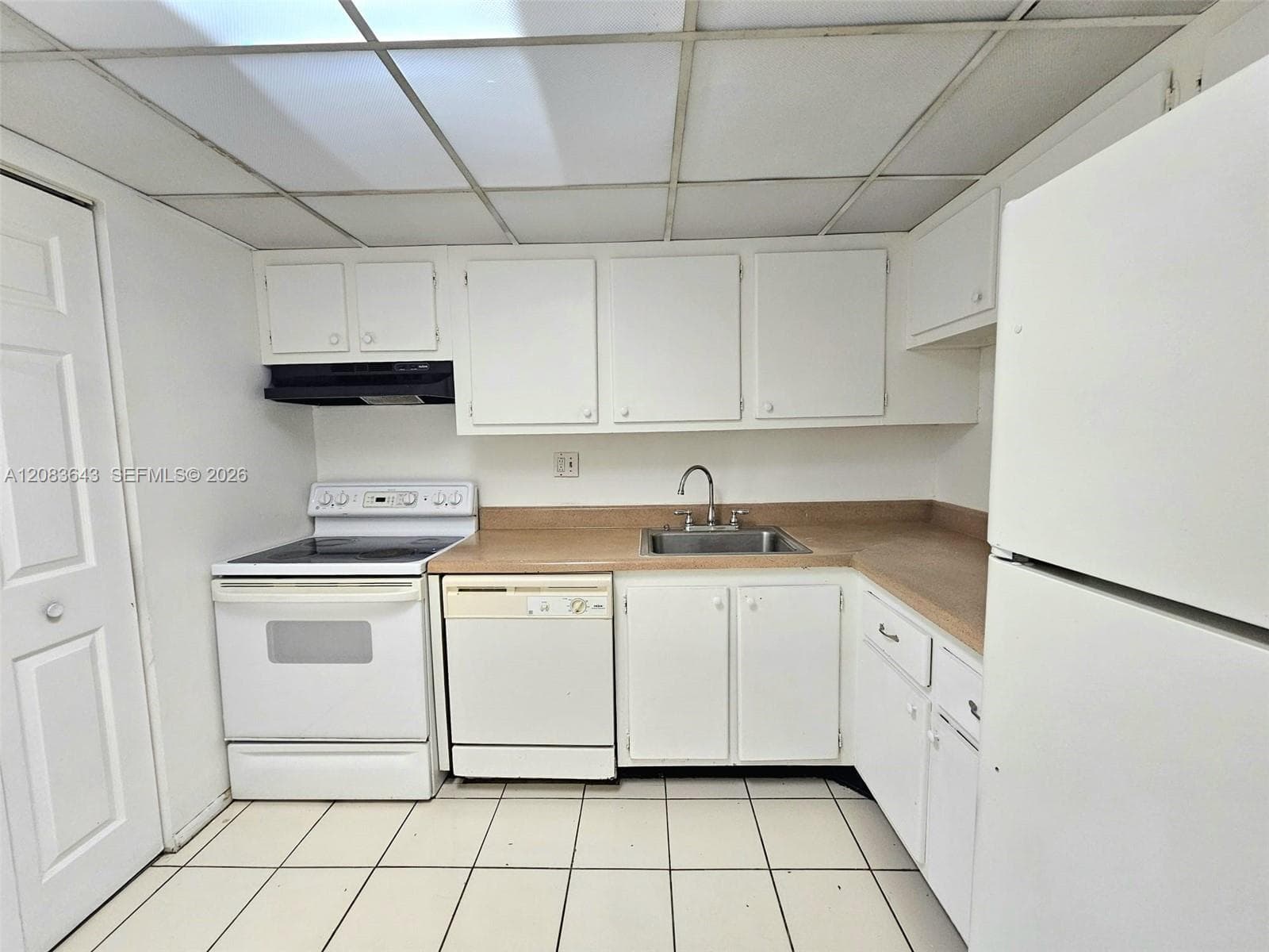 8001 Fairview Dr # 206, Tamarac, FL 33321 photo 4