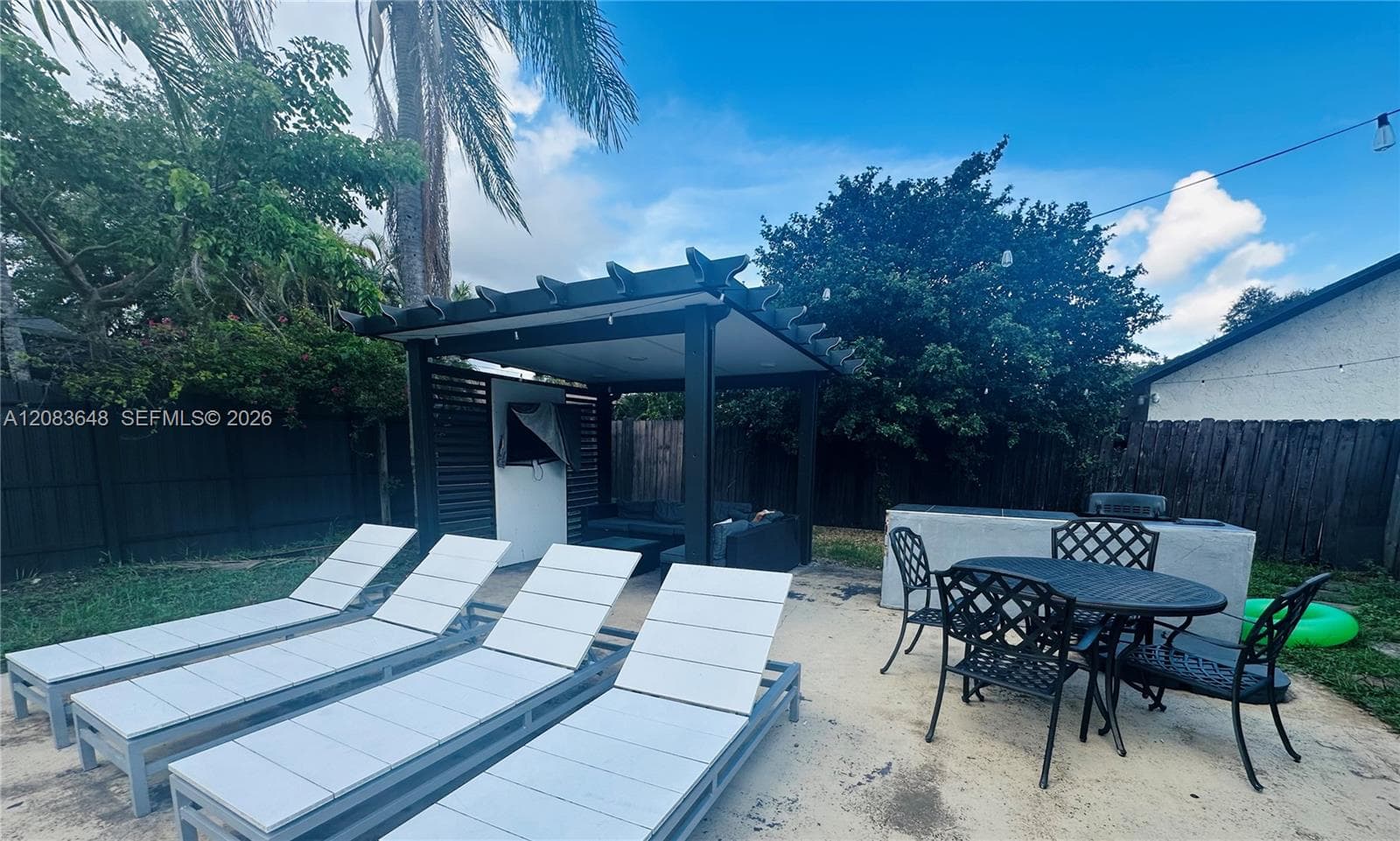 851 NE 205th St # 0, Miami, FL 33179 photo 3