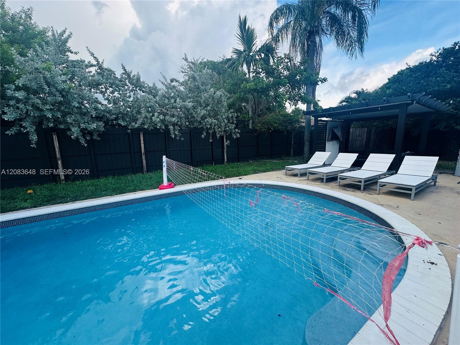 851 NE 205th St # 0, Miami, FL 33179 photo 4
