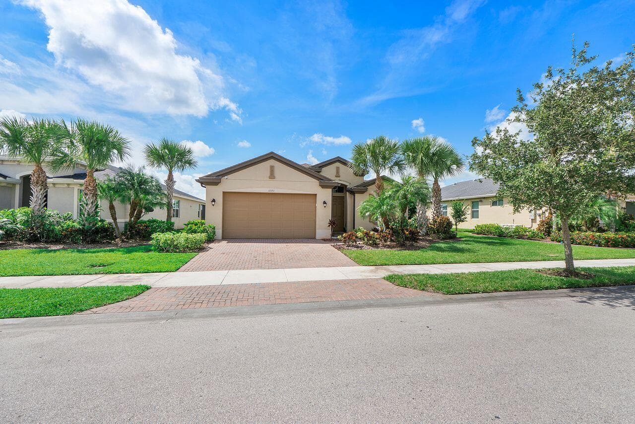 11151 SW Lake Park Drive, Port St. Lucie, FL 34987 photo 3