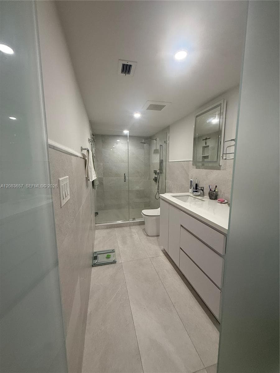 5750 Collins Ave # 3F, Miami Beach, FL 33140 photo 3