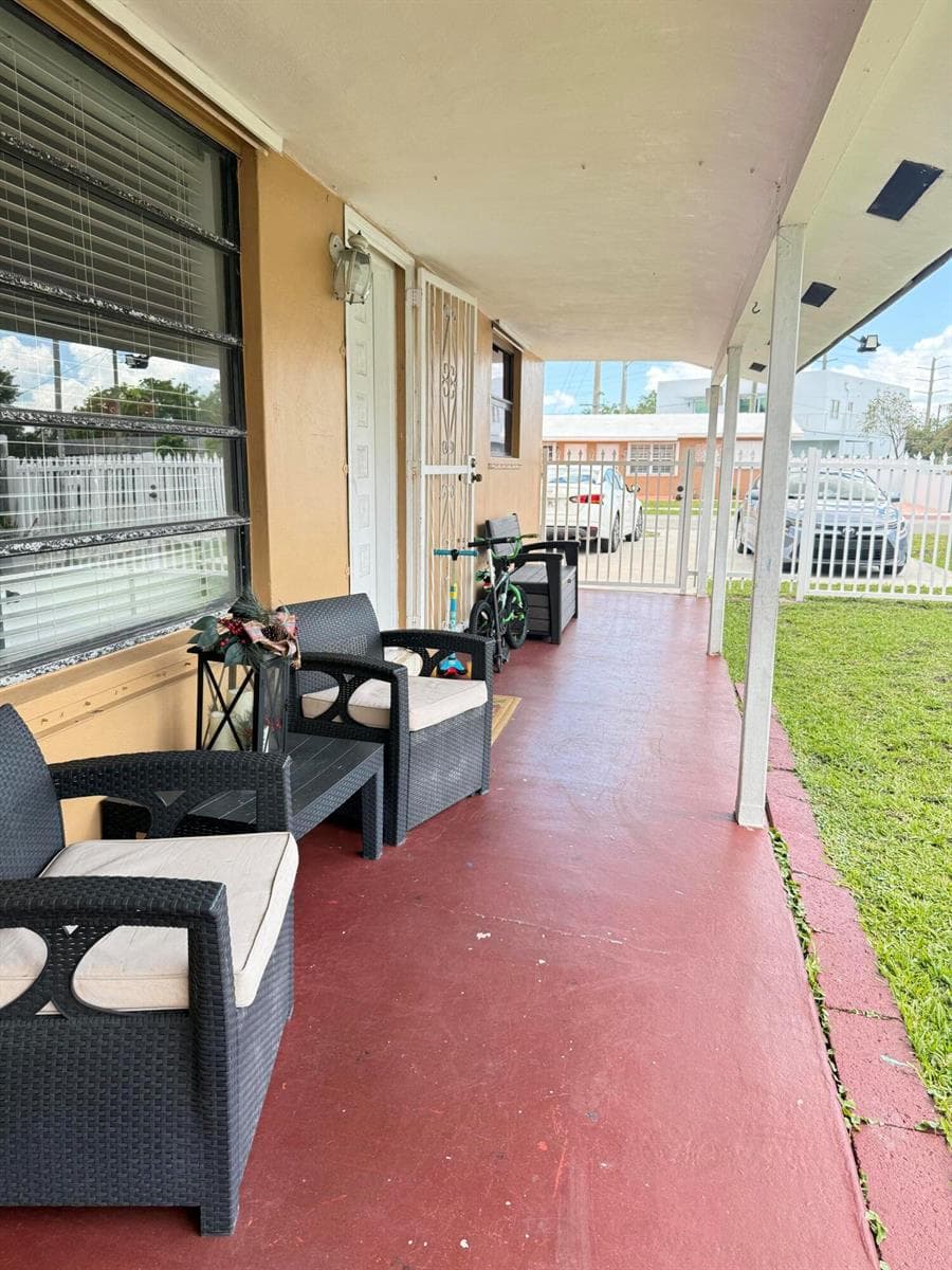 250 SW 76th Court, Miami, FL 33144 photo 7