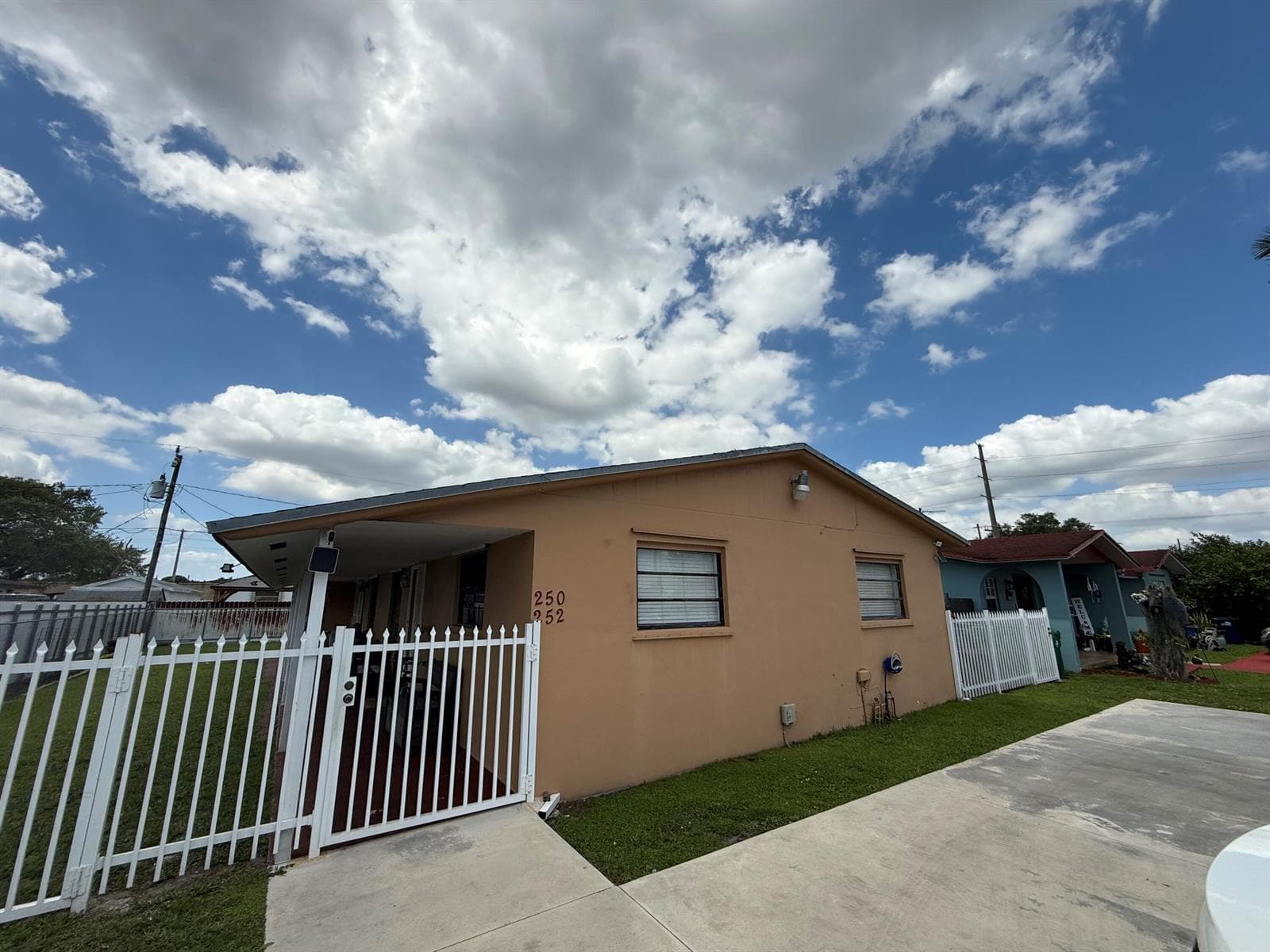250 SW 76th Court, Miami, FL 33144 photo 3
