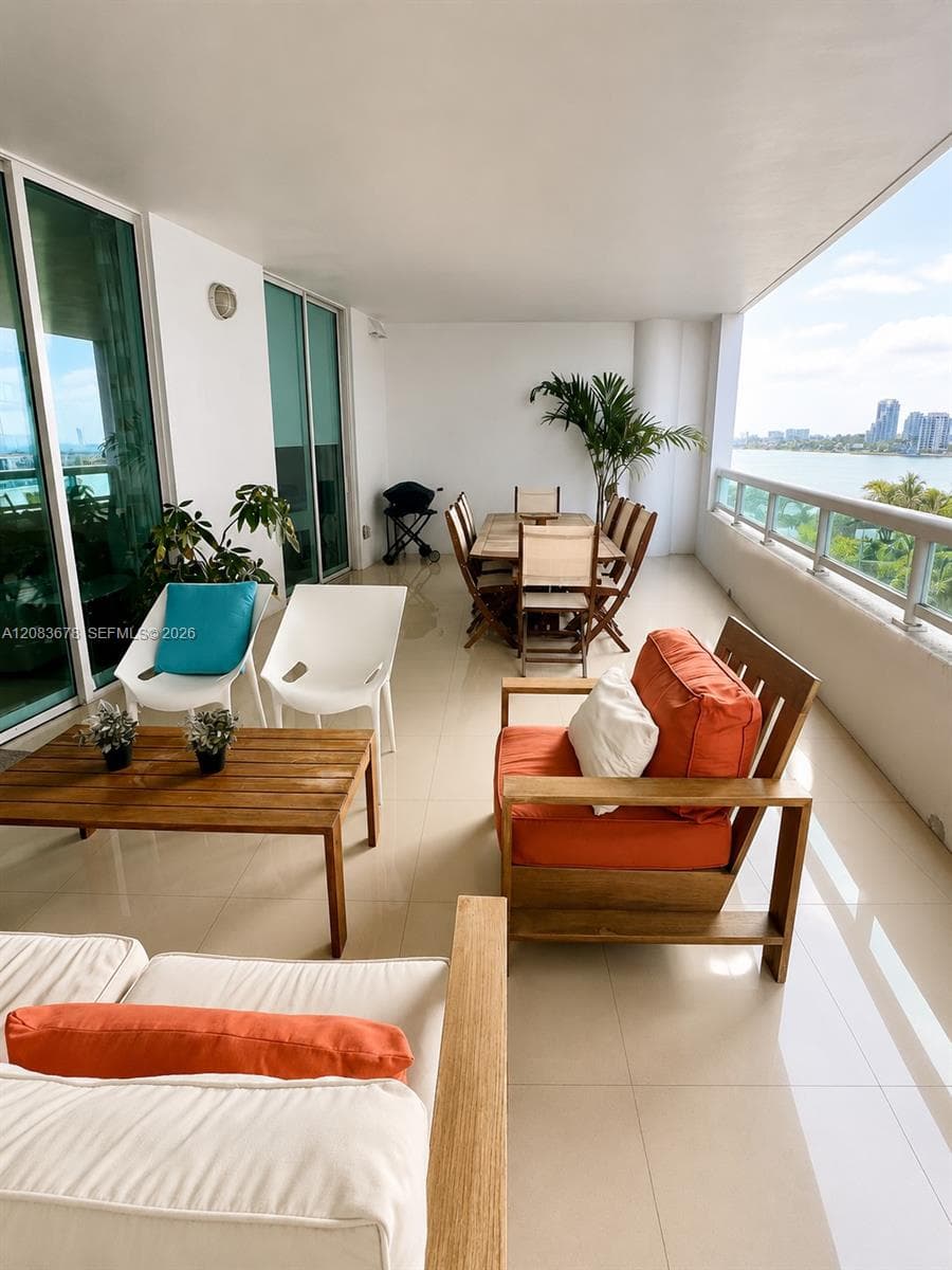 1800 N Bayshore Dr # 612, Miami, FL 33132 photo 4