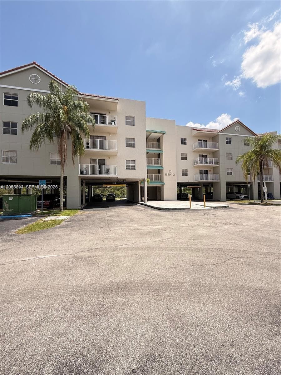 8240 SW 210th St # 101, Cutler Bay, FL 33189 photo 2