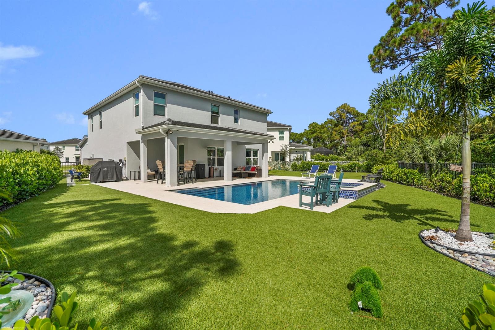 194 SW POMEROY Street, Stuart, FL 34997 photo 3