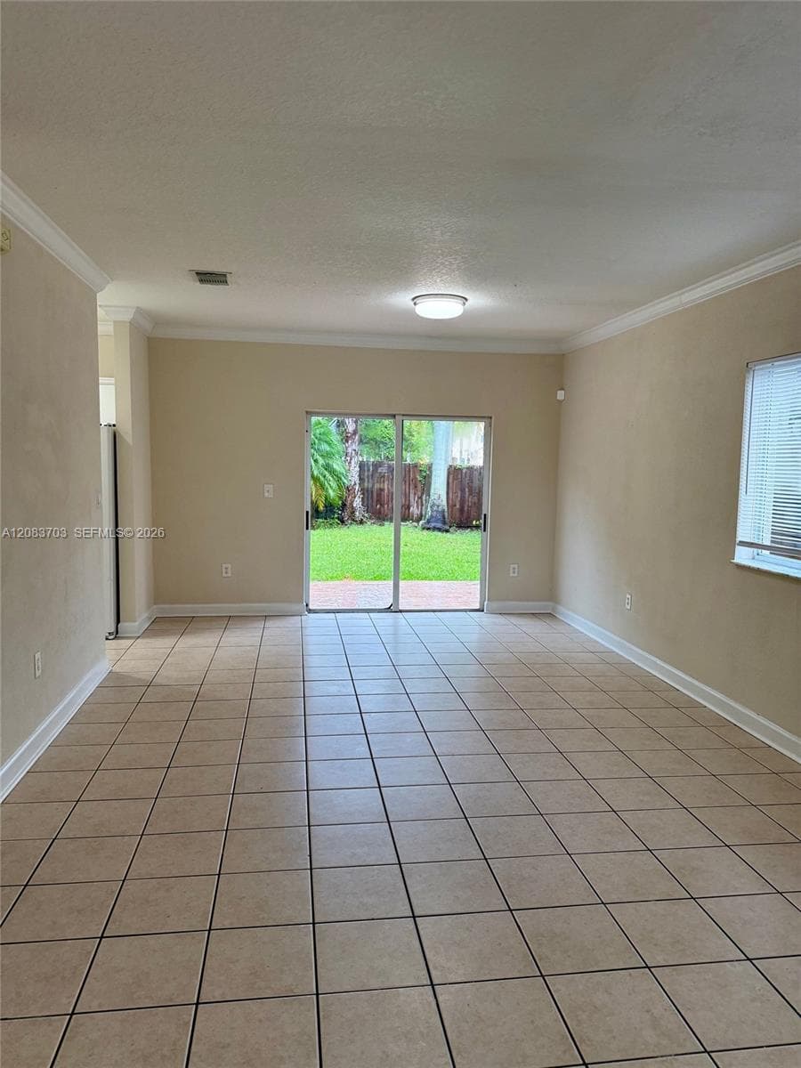 2601 NE 41st Cir, Homestead, FL 33033 photo 3