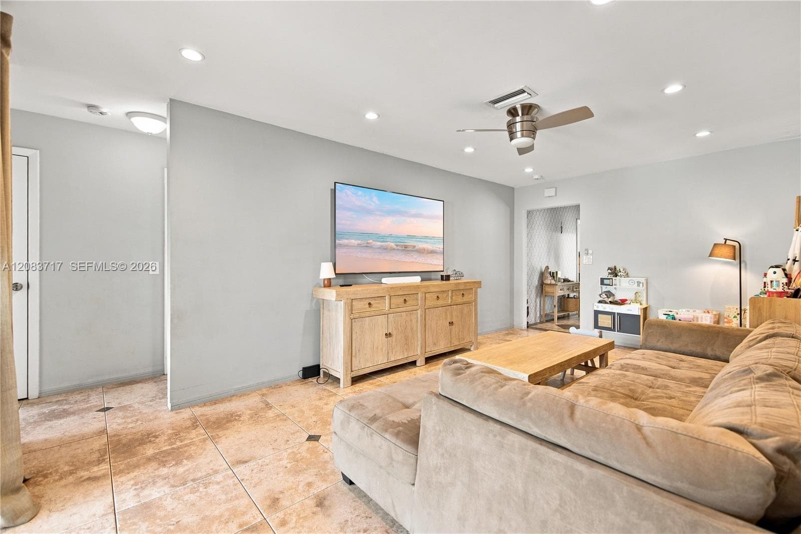 1119 Buchanan St, Hollywood, FL 33019 photo 7