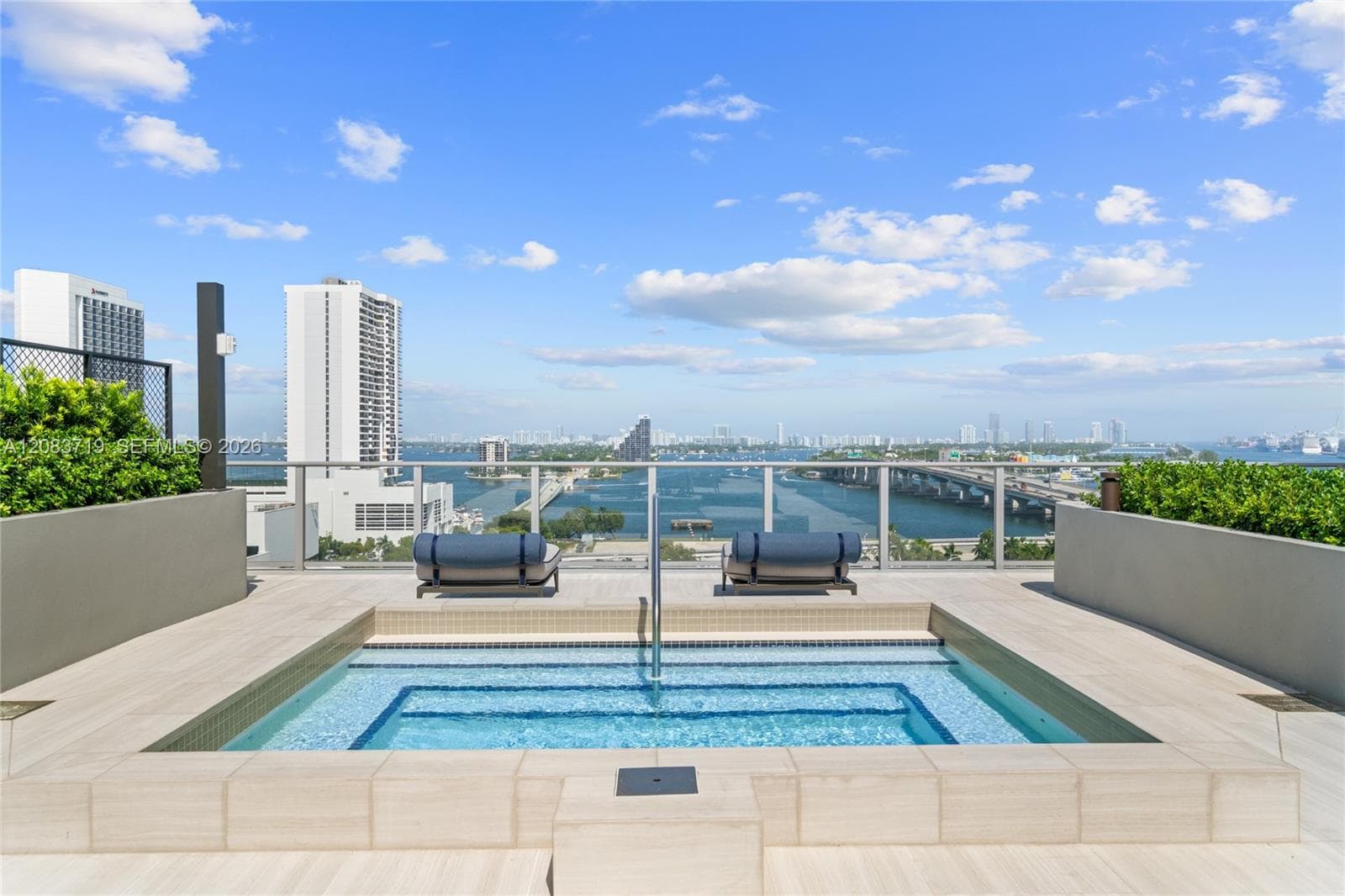 1400 biscayne blvd # 4106, Miami, FL 33132