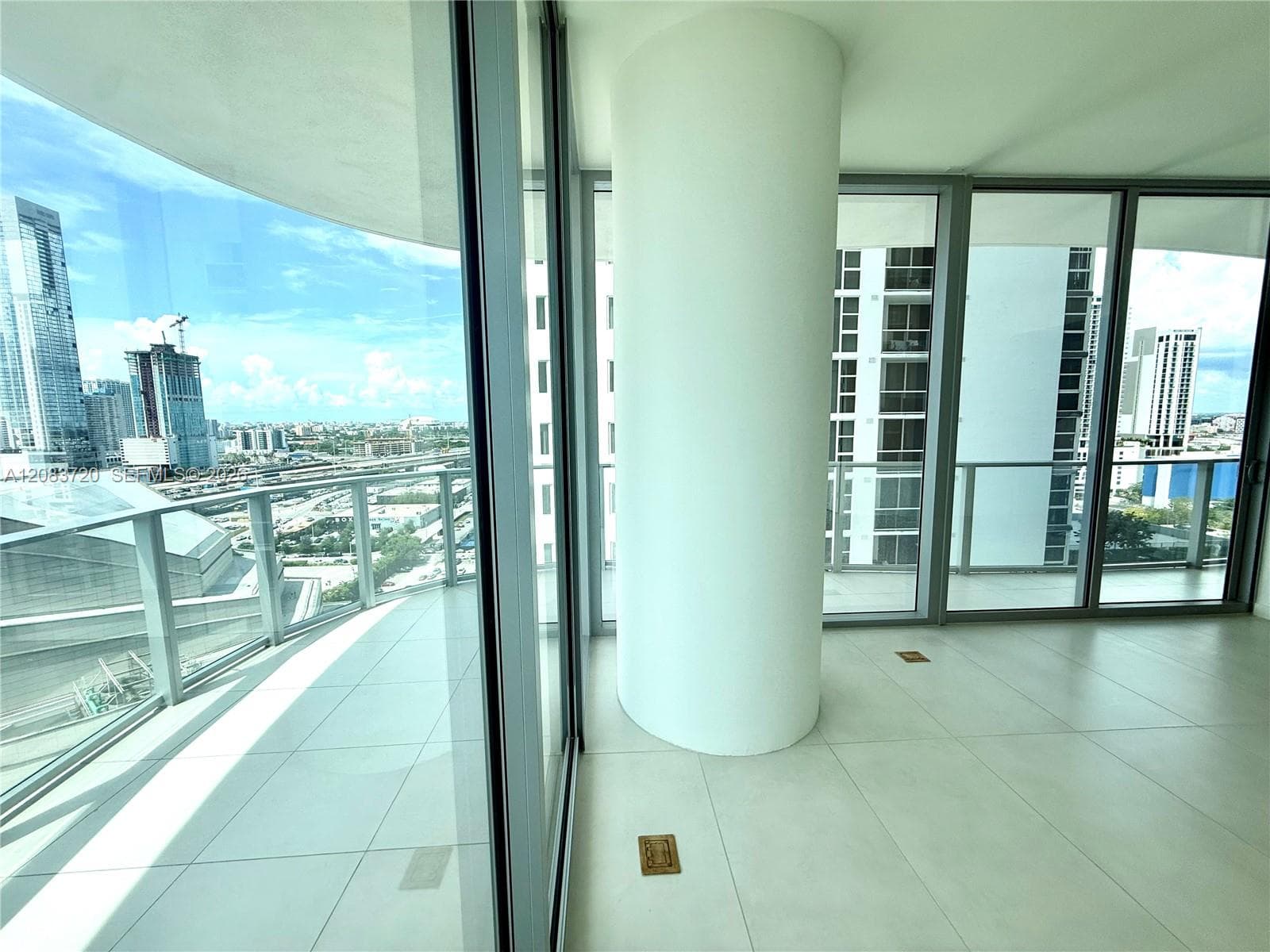 1400 Biscayne Blvd # 1602, Miami, FL 33132 photo 4