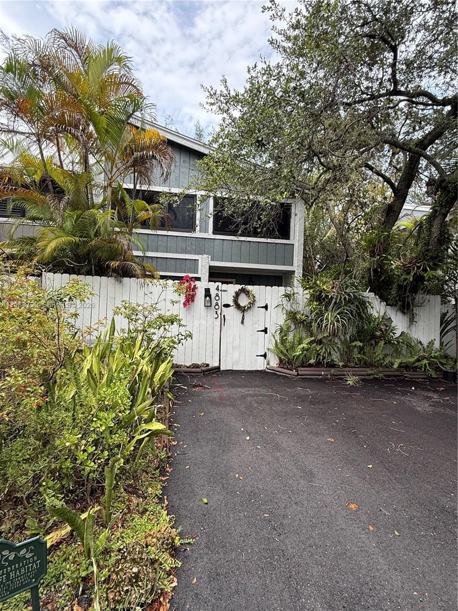 4883 SW 71st Pl, Miami, FL 33155 photo 2