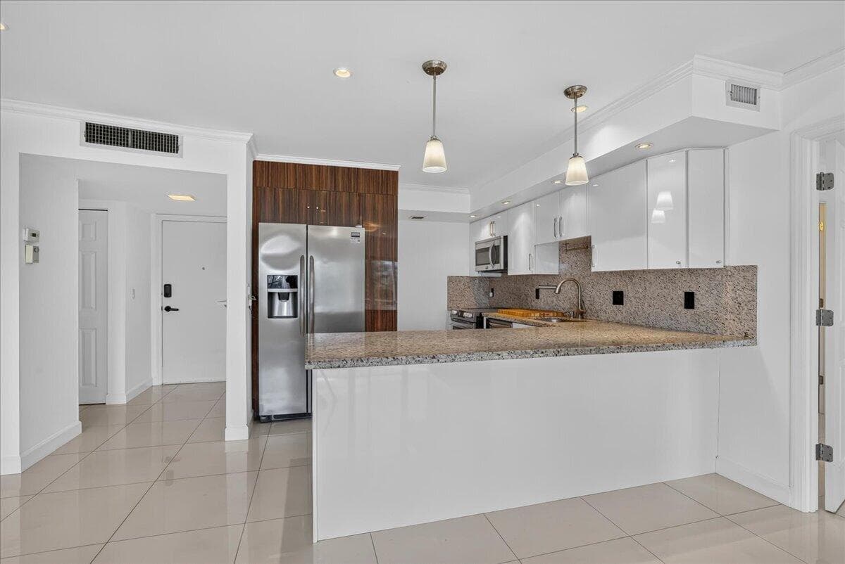 300 Diplomat Parkway # 606, Hallandale Beach, FL 33009 photo 10
