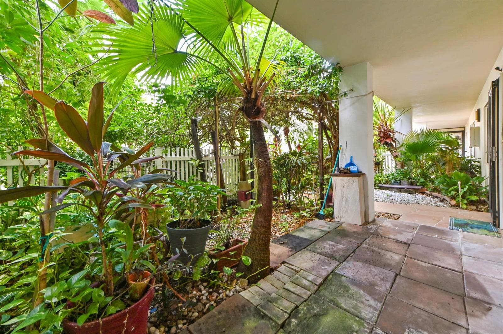7260 KINGHURST Drive # 106, Delray Beach, FL 33446 photo 3
