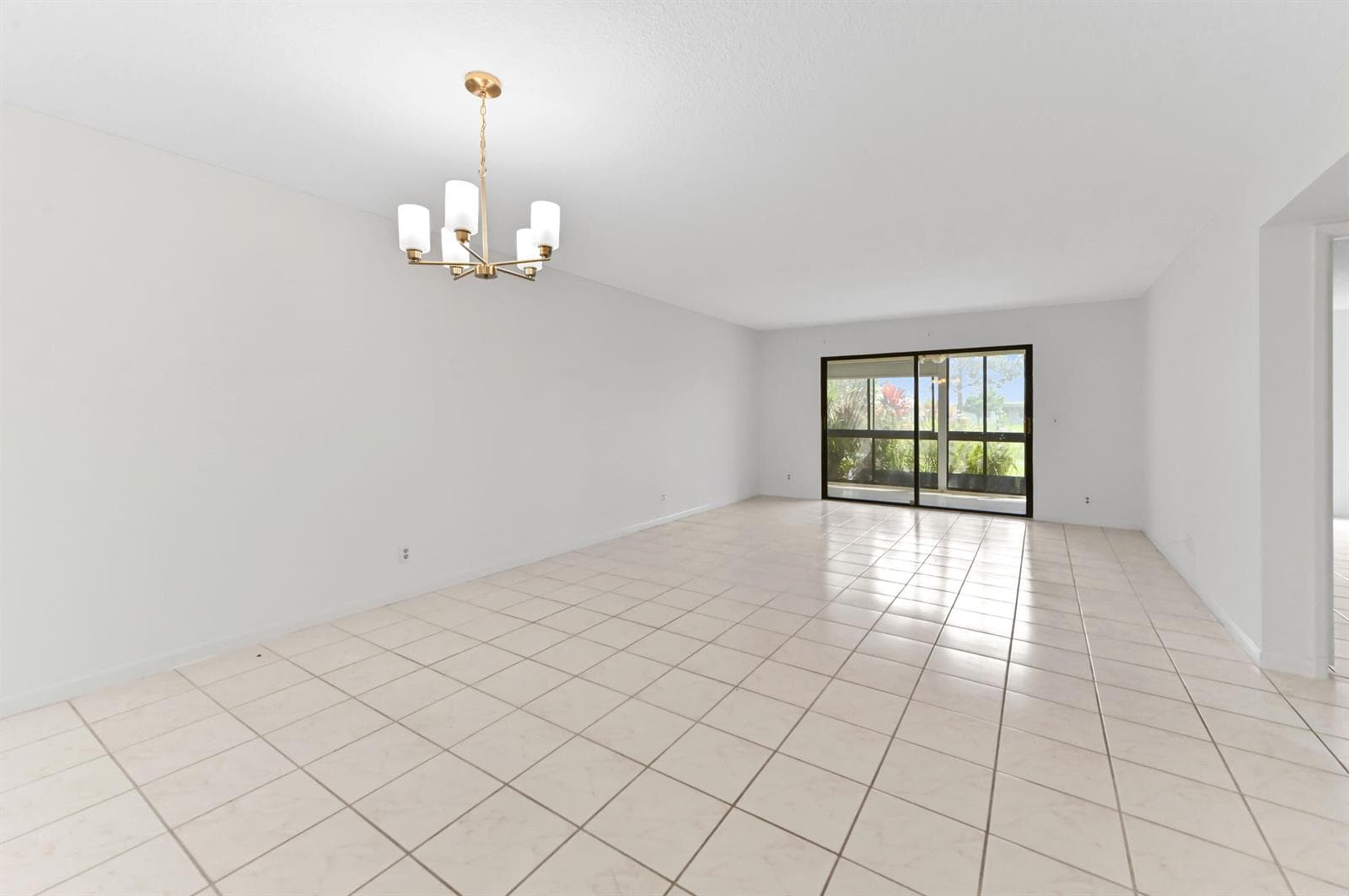 7260 KINGHURST Drive # 106, Delray Beach, FL 33446 photo 9