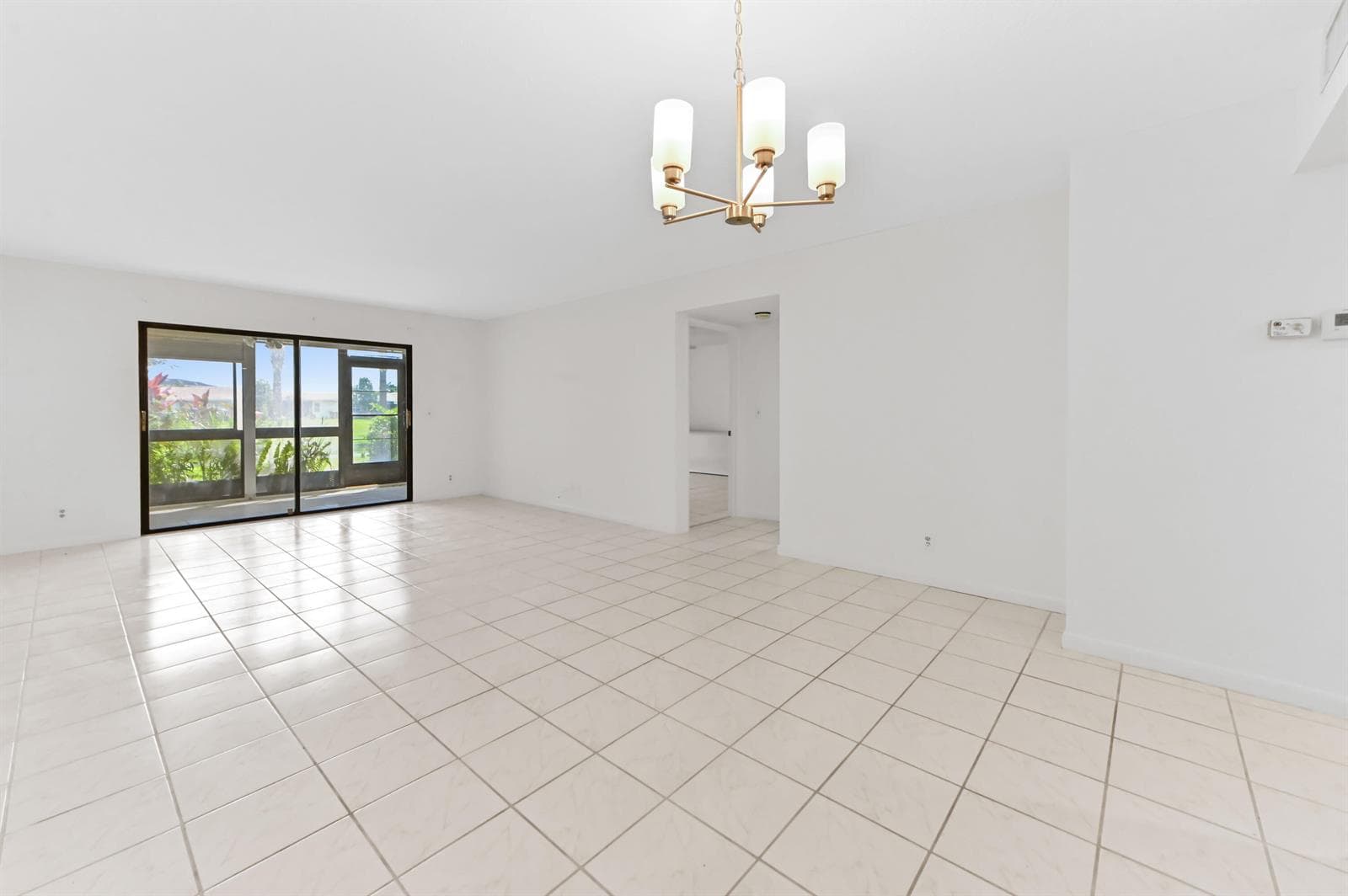 7260 KINGHURST Drive # 106, Delray Beach, FL 33446 photo 10