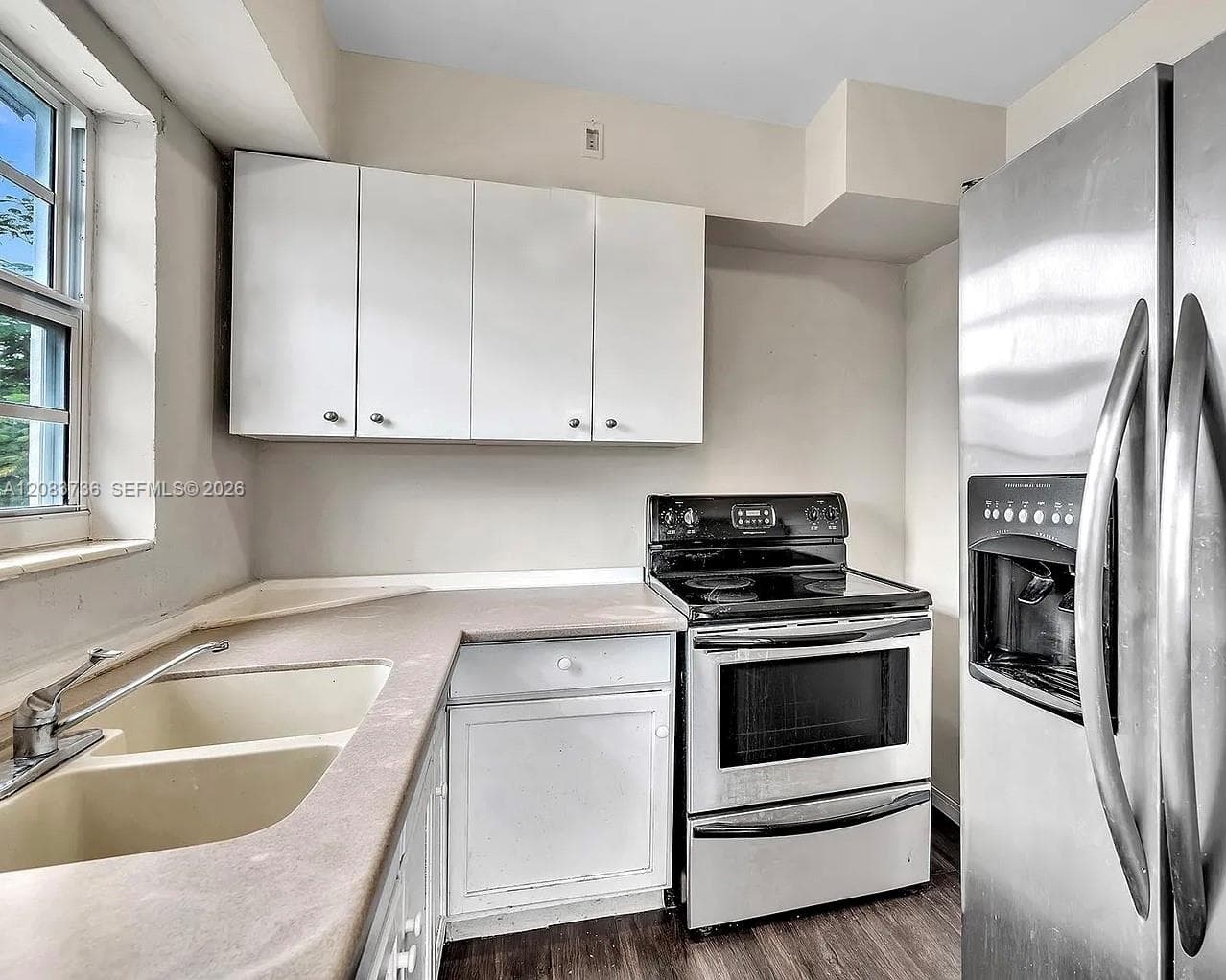 1451 NE 170th St # 201A, North Miami Beach, FL 33162 photo 3